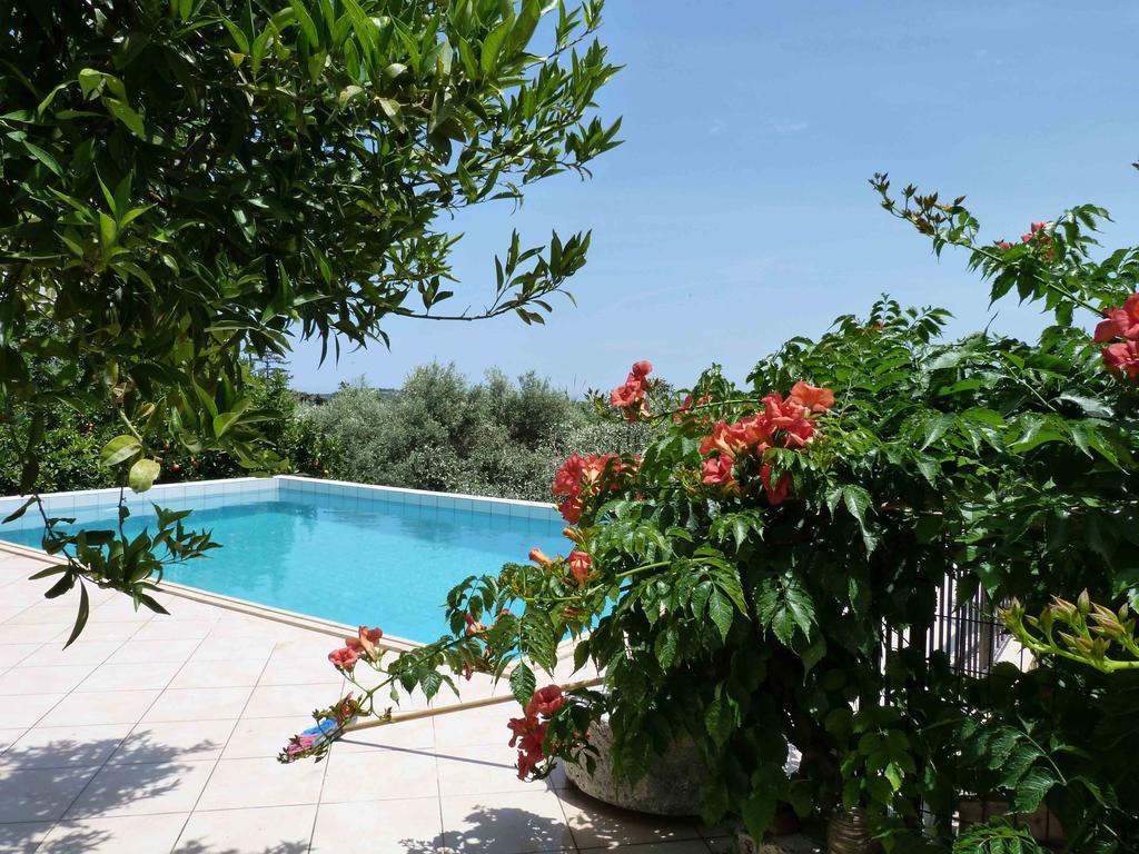 The Garden Villas Maleme Exterior foto
